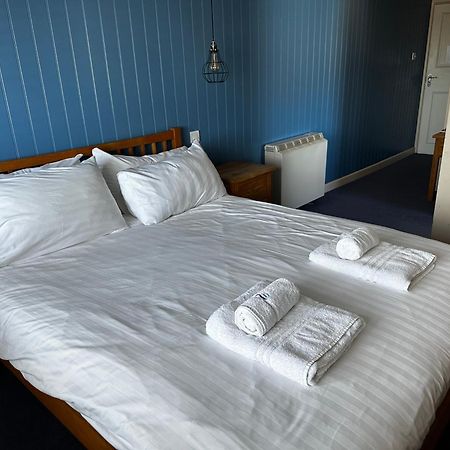 Castle Hotel Aberaeron Ngoại thất bức ảnh