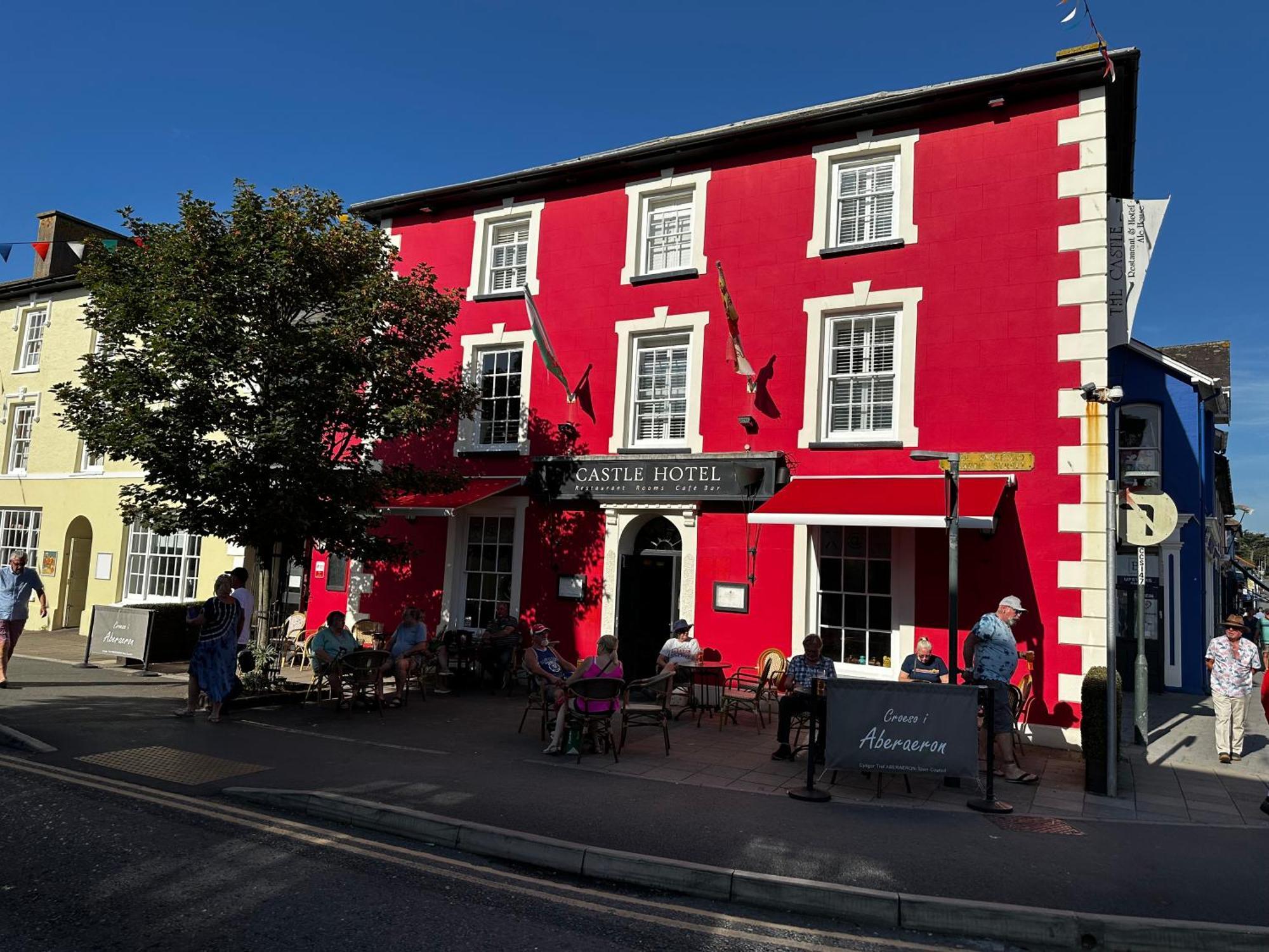 Castle Hotel Aberaeron Ngoại thất bức ảnh