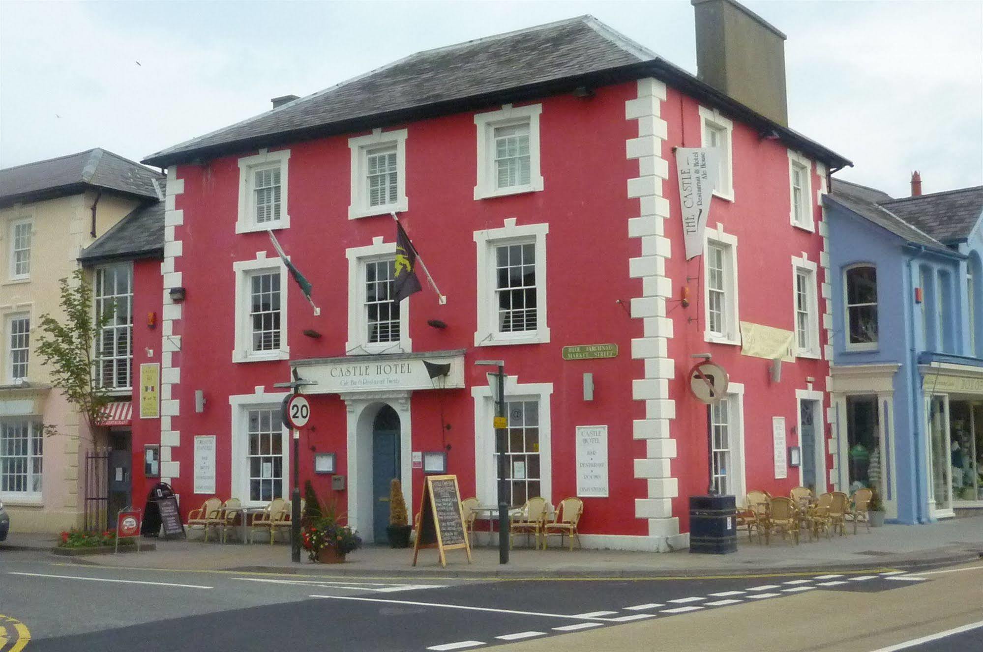 Castle Hotel Aberaeron Ngoại thất bức ảnh
